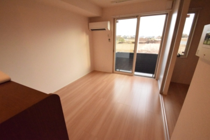 シティパル流星台の居間・リビング|リビング（エアコン・室内物干し付）