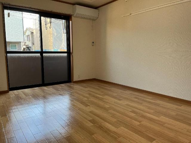 グランディールＵの居間・リビング|洋室