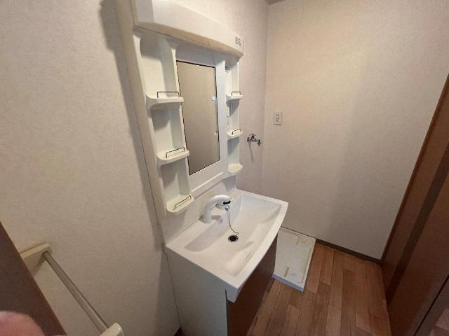 グランディールＵの洗面所|洗髪洗面化粧台