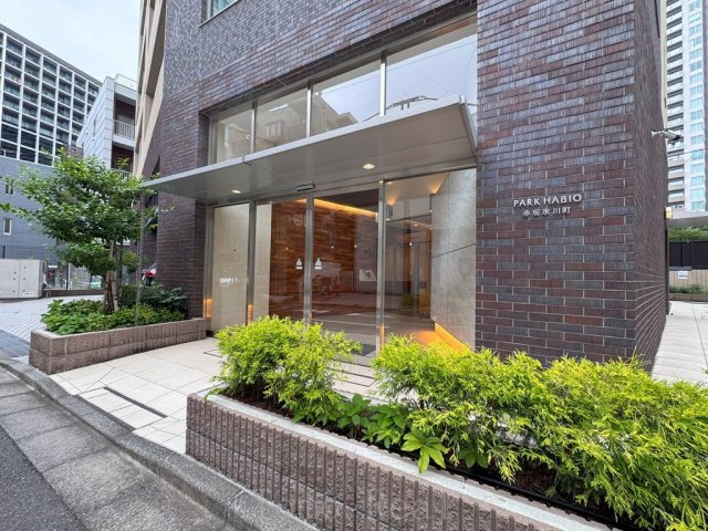 パークハビオ赤坂氷川町のエントランス