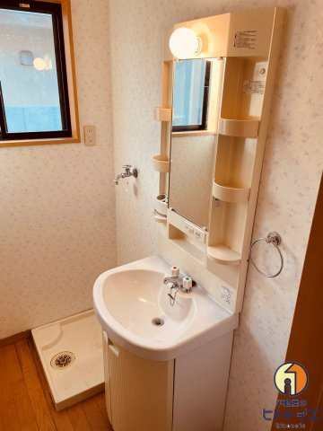 リファレンス八女VILLAGEの独立洗面台|使いやすい独立洗面台です