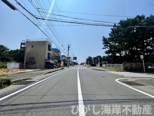 藤沢市辻堂東海岸４丁目　売地の前面道路含む現地写真|現地外観