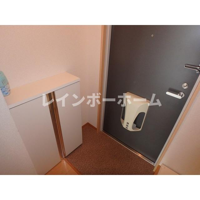 川口プラザDの玄関