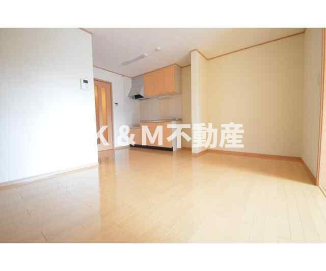 Ｓｅｐｉａ　Ｃｏｕｒｔ　Ｆの居間・リビング|ゆったり過ごせるリビングです