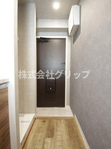 ライオンズマンション横浜和田町の玄関