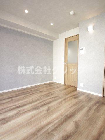 ライオンズマンション横浜和田町の洋室