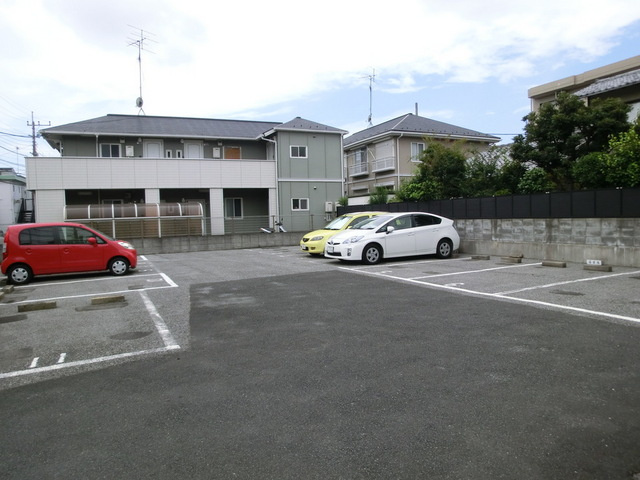 レーベンハイムの駐車場|駐車場有ります（要確認）