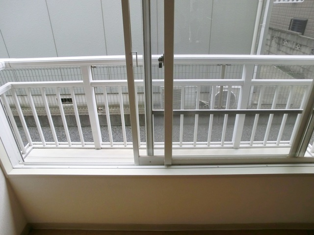 レーベンハイムのバルコニー|フラワーボックス付いてます。