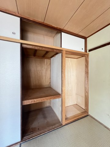 塩屋住宅3号棟の収納