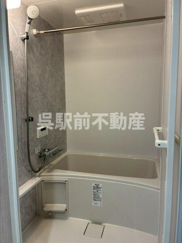 リユニオン三条の浴室