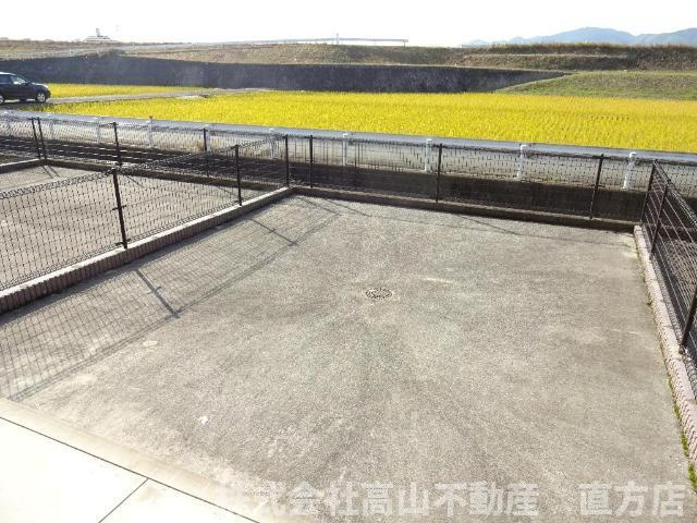 LION　Hikariのバルコニー|専用庭