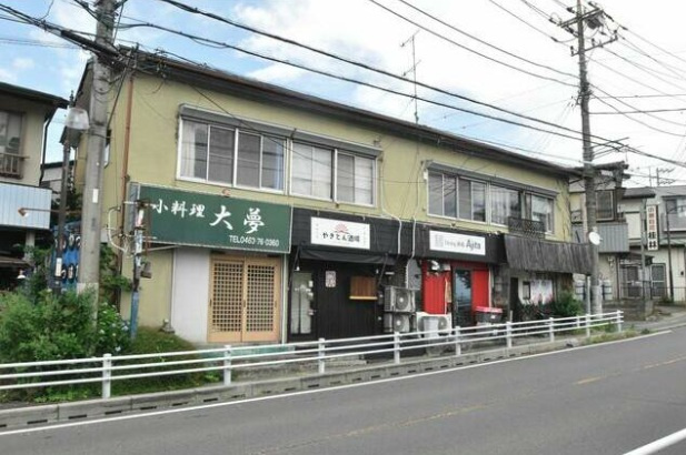 カトレア店舗
