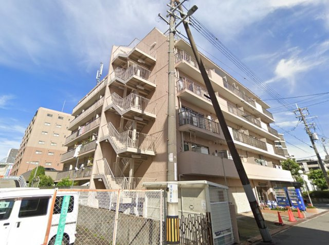 ハイネスト新大阪の外観