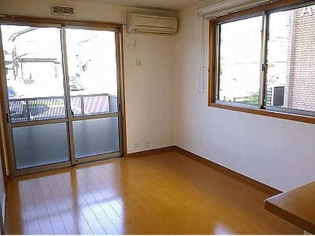 ガーデンハウス　Ａの居間・リビング|類似です