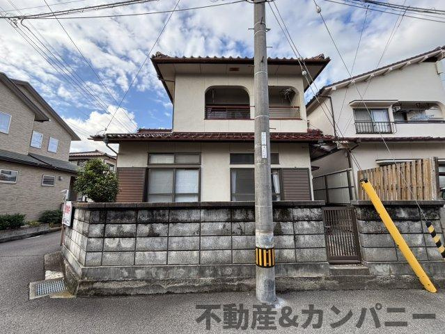保免西一丁目中古戸建の外観|おしゃれな外観です