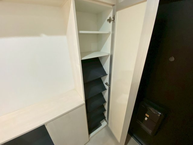 グランフェルティ本山の収納