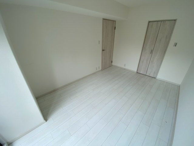 グランフェルティ本山の居間・リビング