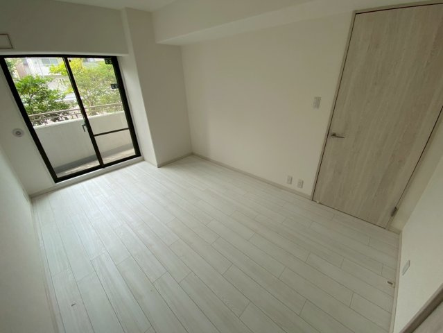 グランフェルティ本山の居間・リビング