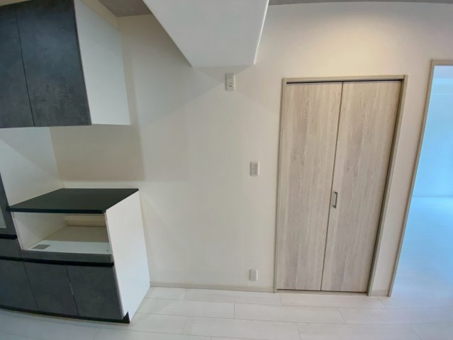 グランフェルティ本山の居間・リビング