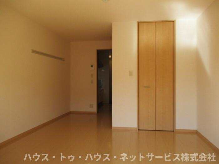 リシアンサス・ガーデン　の居間・リビング