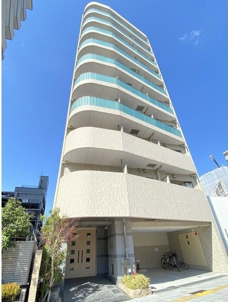 ラフォーレ金山の外観