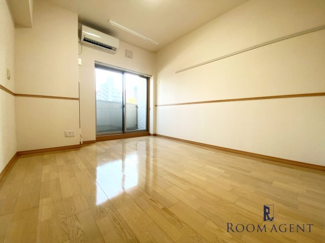 ラフォーレ金山の内装