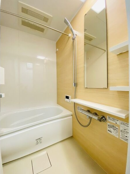 ラフォーレ金山の浴室