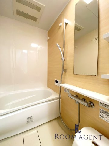 ラフォーレ金山の浴室