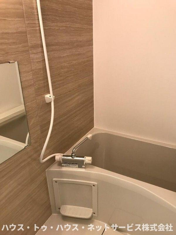 メゾンアスカの浴室