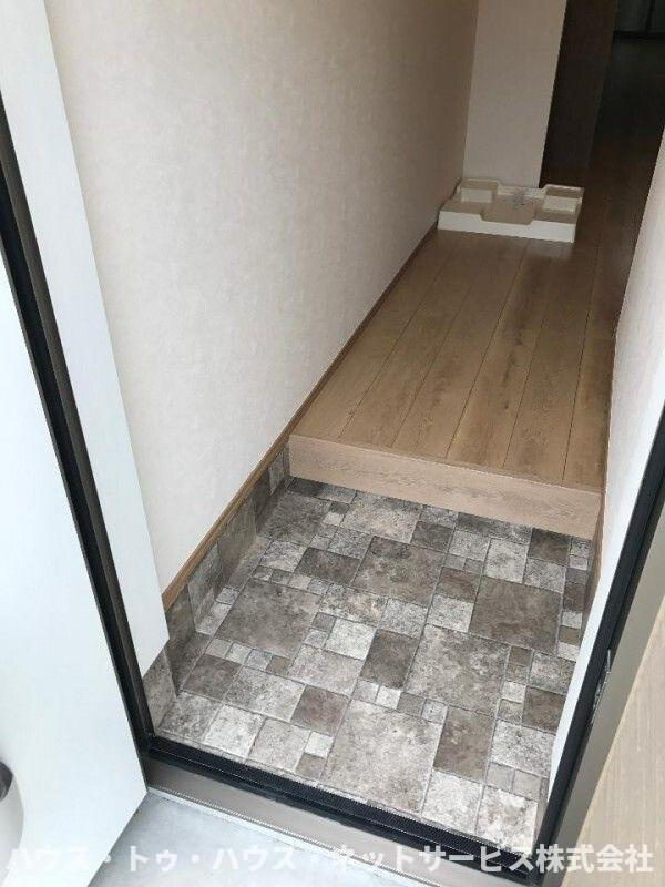 メゾンアスカの玄関