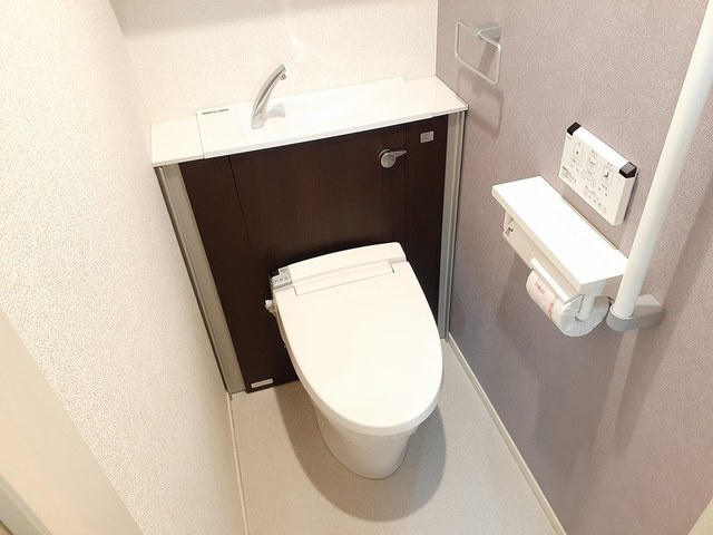 人気のバストイレ別です！