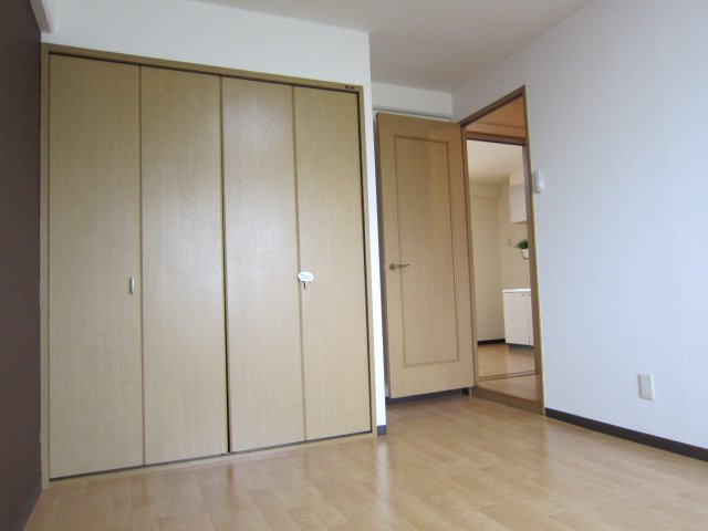 エスペランサＨＩＲＯの洋室|使い勝手のいい洋室です