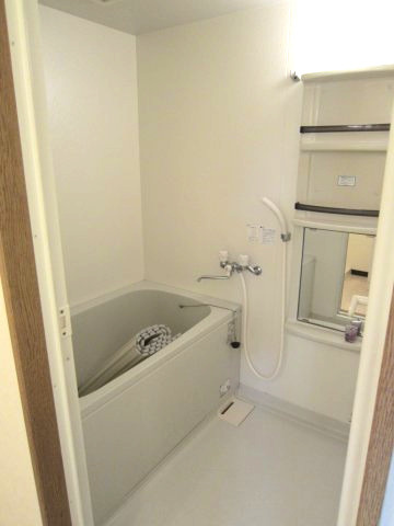 エスペランサＨＩＲＯの浴室|日々の疲れを癒すお風呂付です