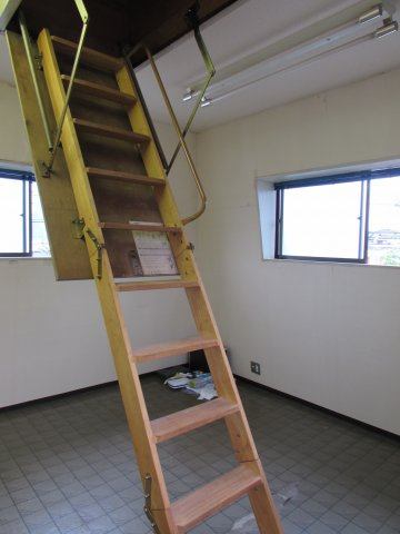 南３丁目テナントの収納|屋根裏収納あり