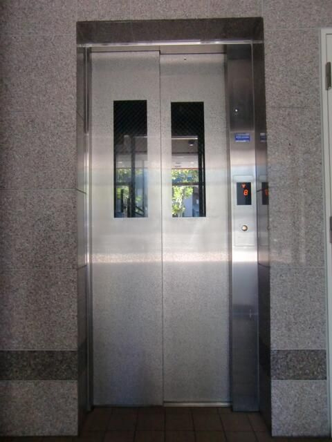 レガスタ東向島のその他共用部分|エレベーター