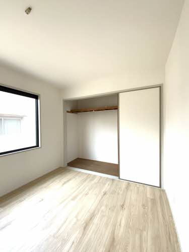 ディアスわかばの洋室