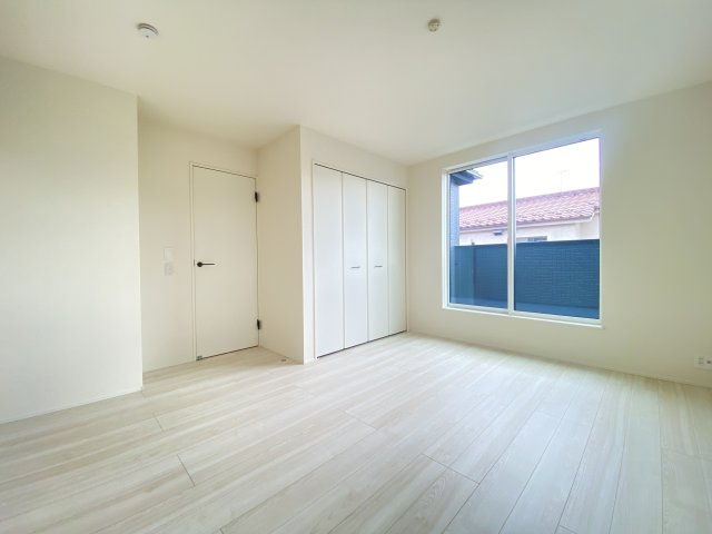 『八王子市新築戸建て』八王子市楢原町1605-1【仲介手数料無料】　２４ー１期の洋室|～仲介手数料無料☆八王子ひなた不動産～　八王子市楢原町　新築戸建て