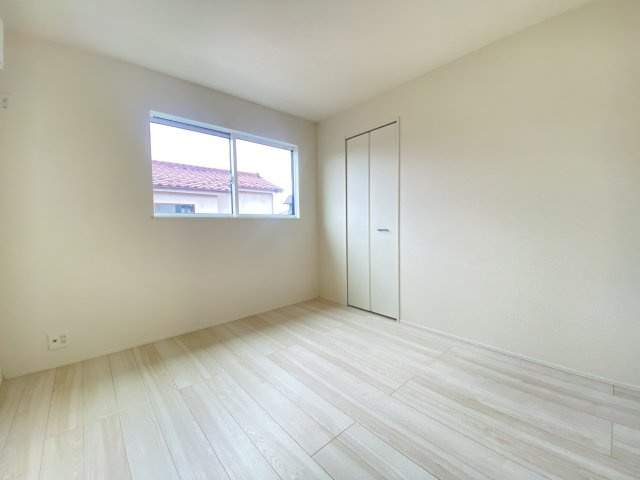 『八王子市新築戸建て』八王子市楢原町1605-1【仲介手数料無料】　２４ー１期の洋室|～仲介手数料無料☆八王子ひなた不動産～　八王子市楢原町　新築戸建て