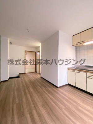 【居間・リビング】 | 　フリーディオ御堂 | こちらの居間で趣味の時間をお楽しみください