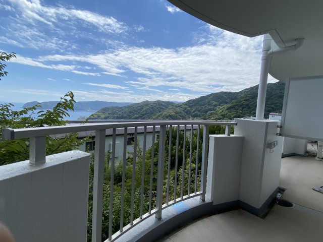 ケアリゾート熱海参番館のバルコニー