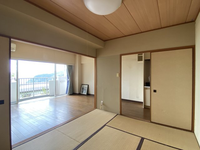 ケアリゾート熱海参番館の和室