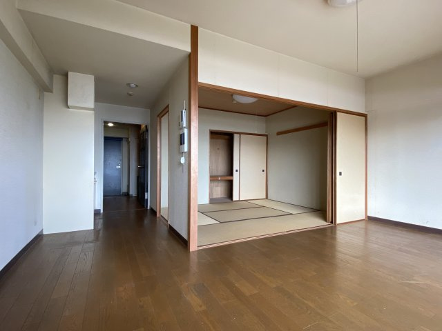 ケアリゾート熱海参番館の居間・リビング