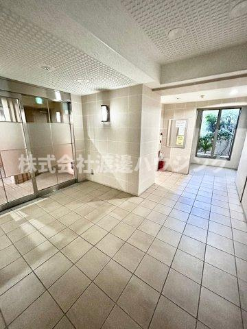 ESAKA EST24のエントランス