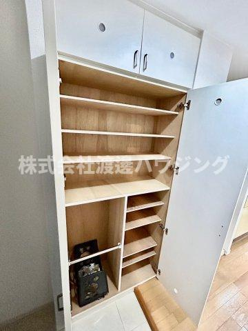 ESAKA EST24の収納|玄関収納たっぷり