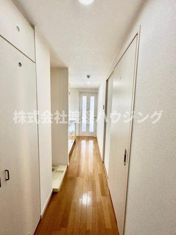 ESAKA EST24の居間・リビング