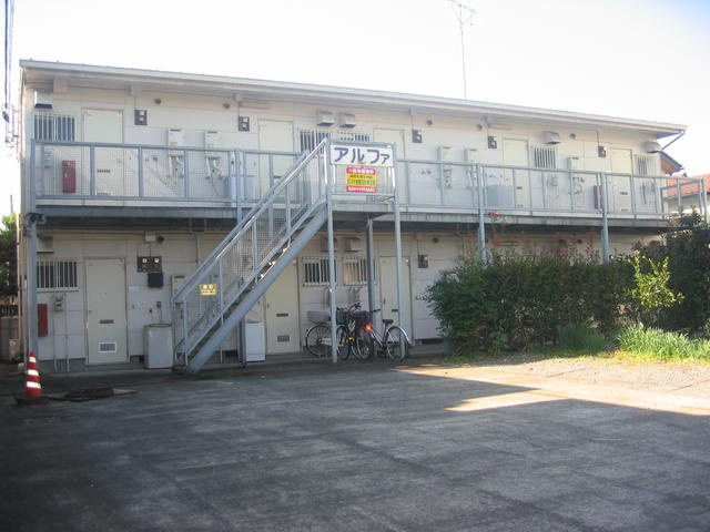 鶴ヶ島市大字中新田のアパートの画像