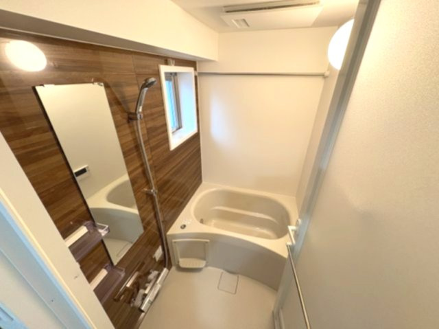 ネクストステージ神戸元町の浴室