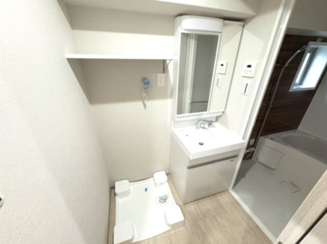 ネクストステージ神戸元町の独立洗面台