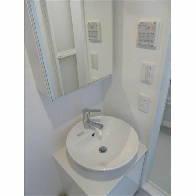 ＬＥＧＡＬＡＮＤ都立大学Ⅱの洗面所