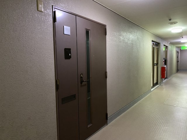 ウェルネスの森伊東・C棟のその他共用部分|玄関扉